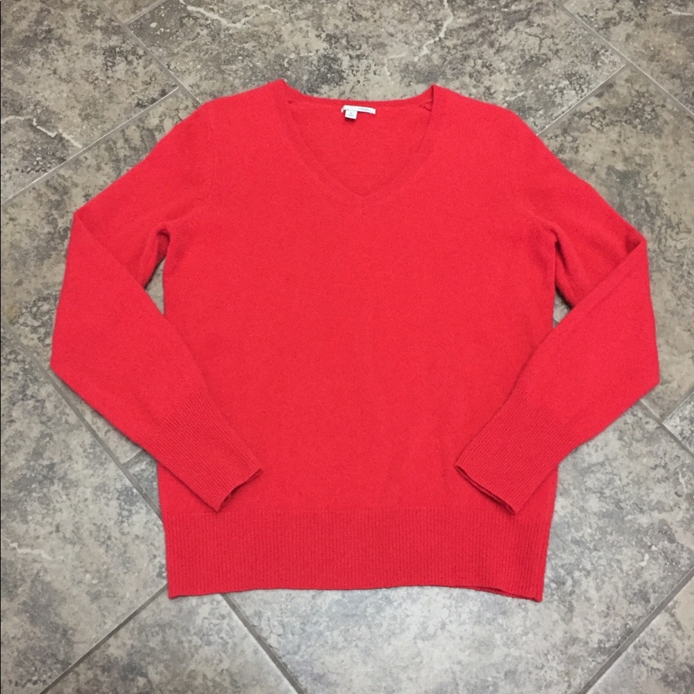❌SOLD❌HALOGEN NORDSTROM RED CASHMERE SWEATER